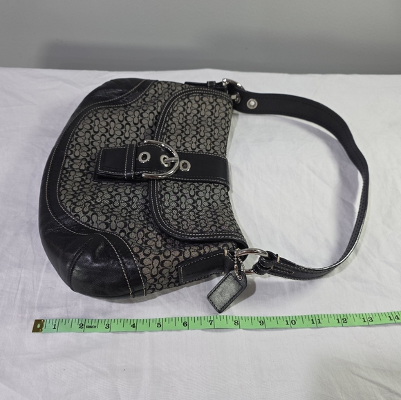 Vintage Coach F10926 Signature Soho Black Leather Buckle Y2K Flap Shoulder Bag. - Picture 13 of 14